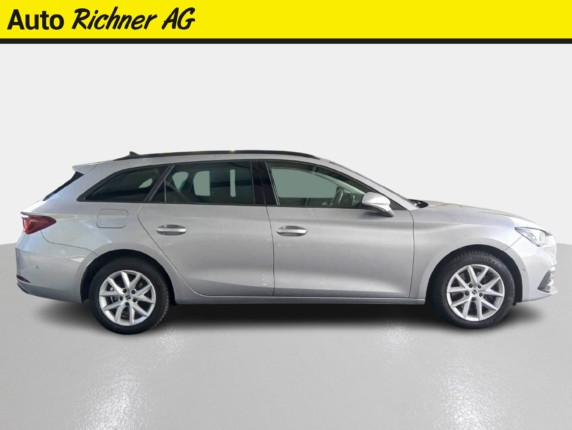 SEAT Leon ST 2.0 TDI Style 4Drive DSG-image-2