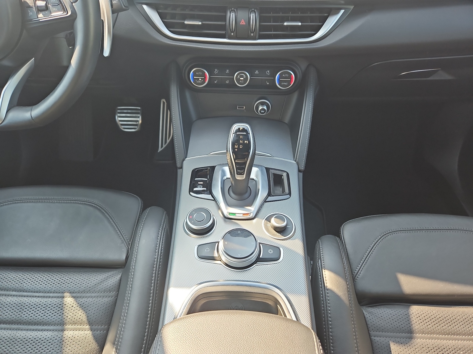 ALFA ROMEO Stelvio 2.0 Q4 Sprint Veloce-image-14