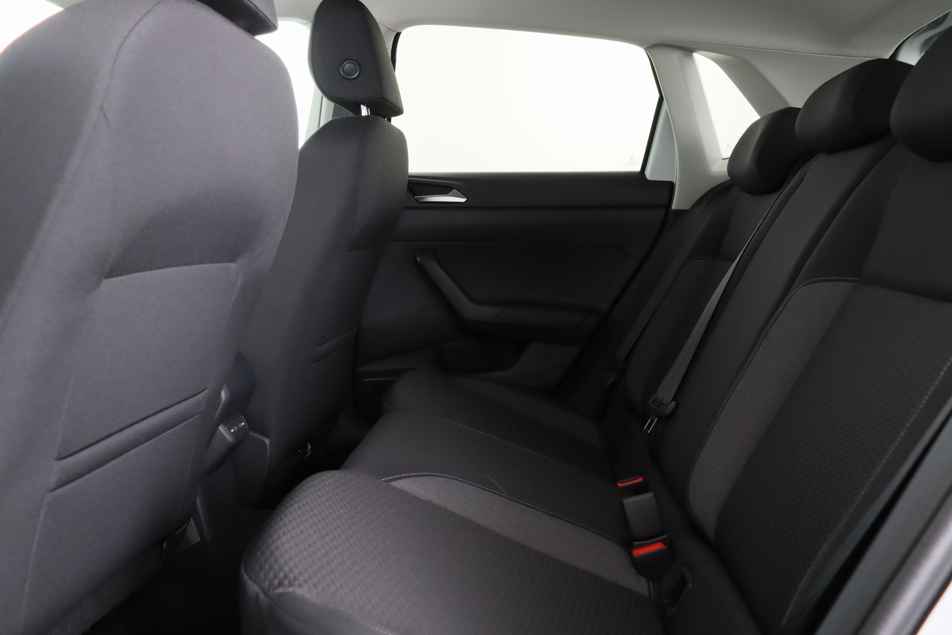 VW Polo 1.0 TSI Life DSG-image-16