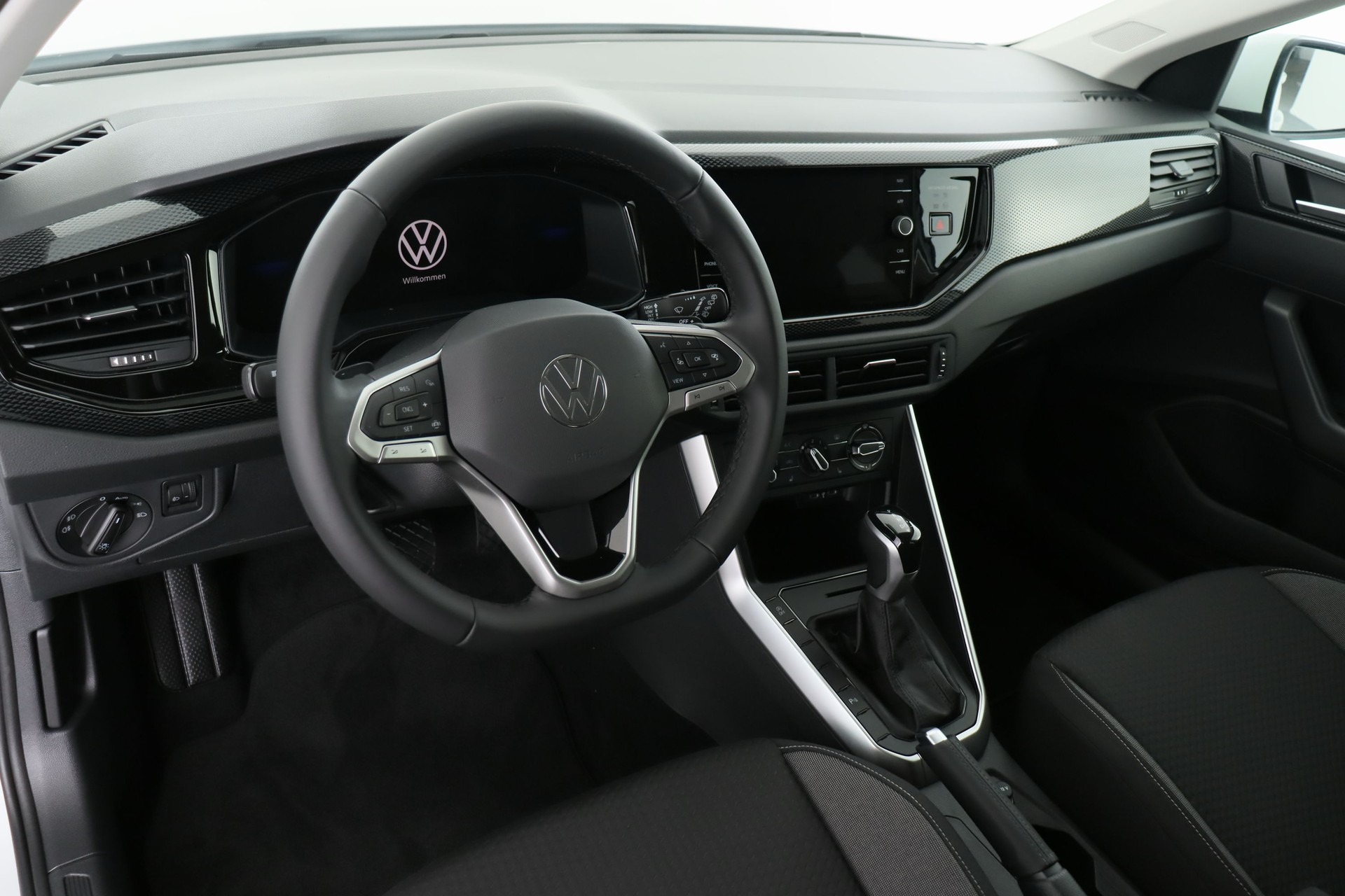 VW Polo 1.0 TSI Life DSG-image-15