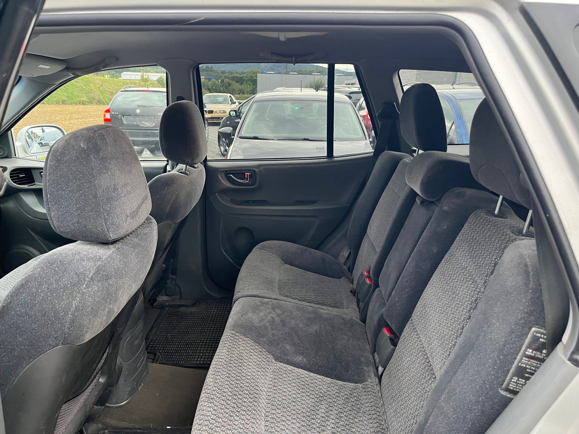 HYUNDAI Santa Fe 2.0 CRDi GLS-image-10