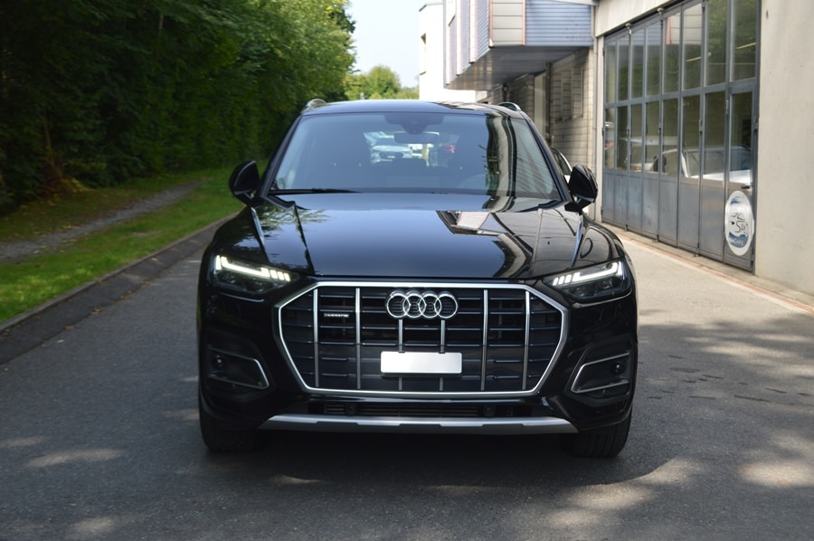 AUDI Q5 50 TFSI e PHEV advanced quattro S-tronic-image-1