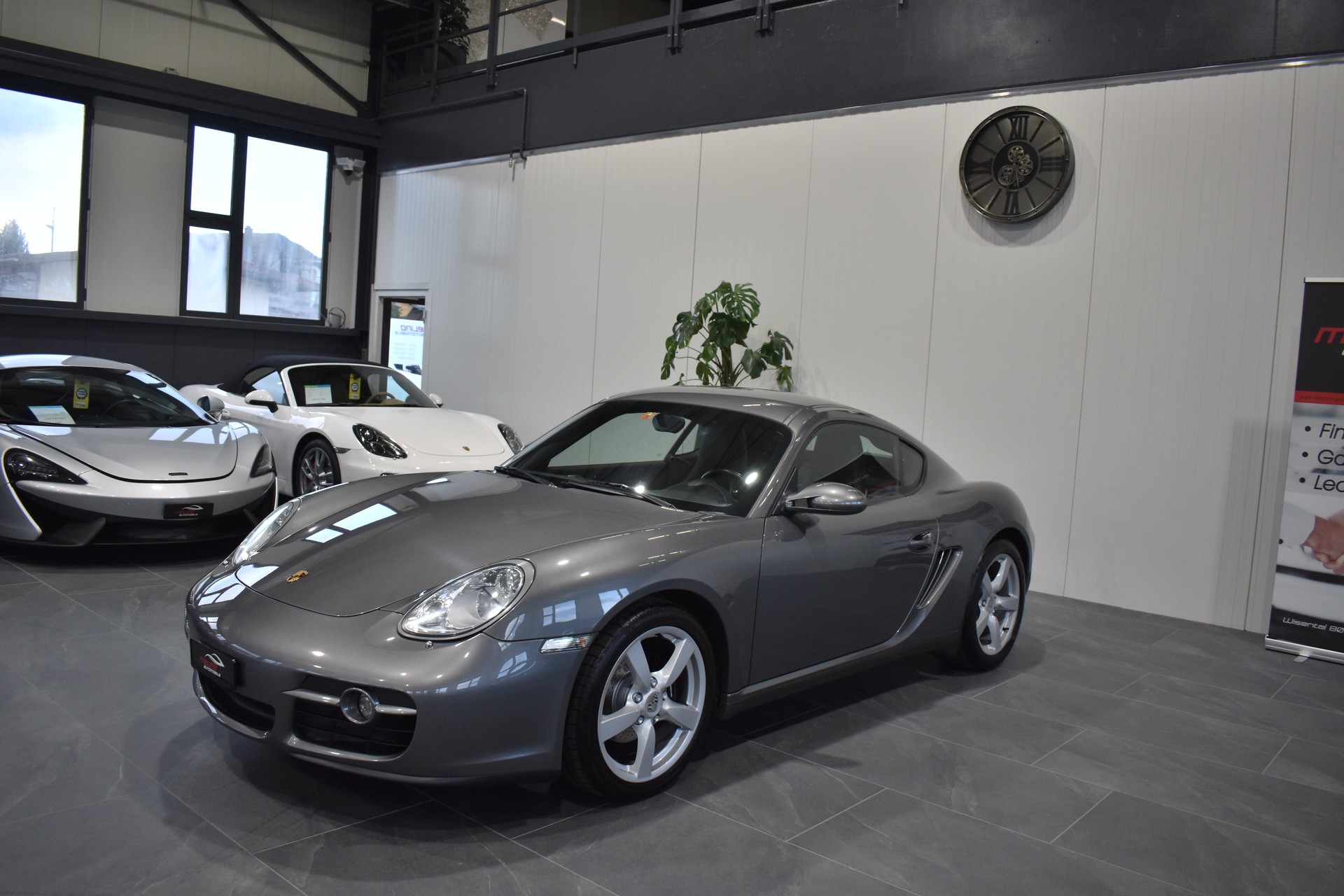 PORSCHE Cayman 2.7-image-1