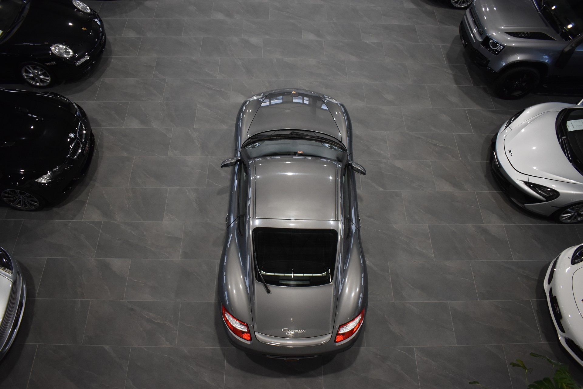 PORSCHE Cayman 2.7-image-6