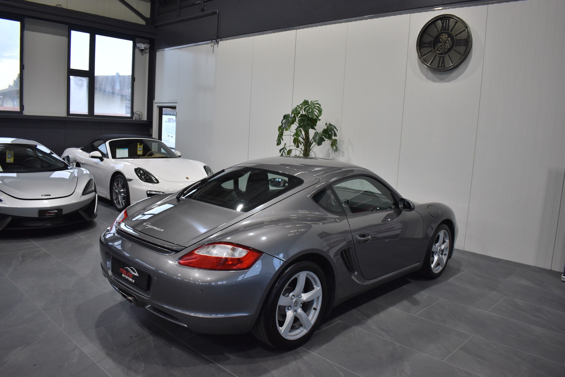 PORSCHE Cayman 2.7-image-9