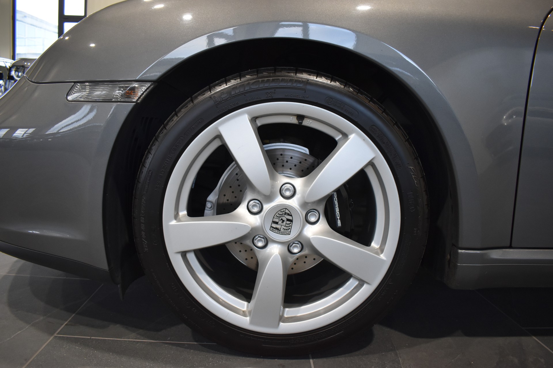 PORSCHE Cayman 2.7-image-5