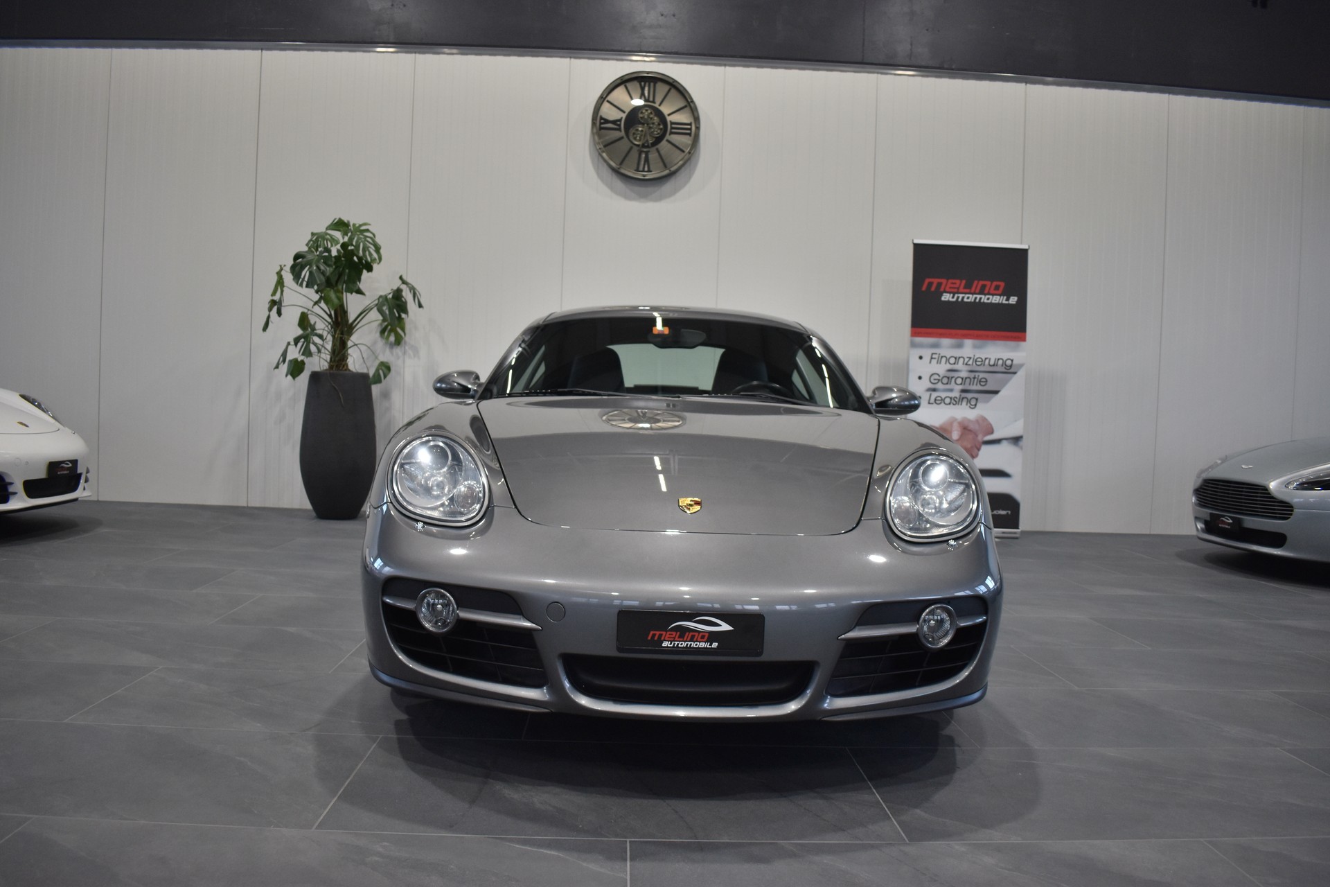 PORSCHE Cayman 2.7-image-3
