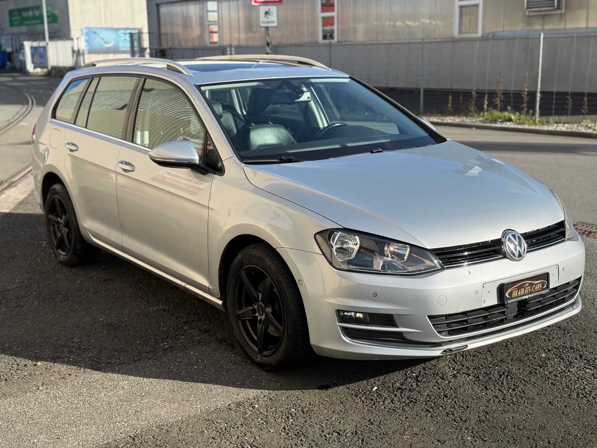 VW Golf 2.0 TDI Lounge DSG-image-1