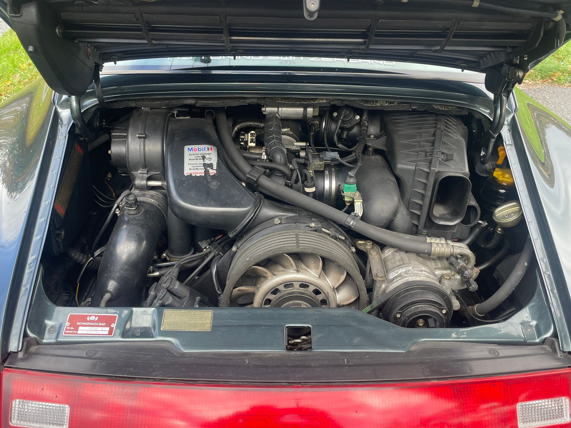 PORSCHE 911 Carrera-image-13