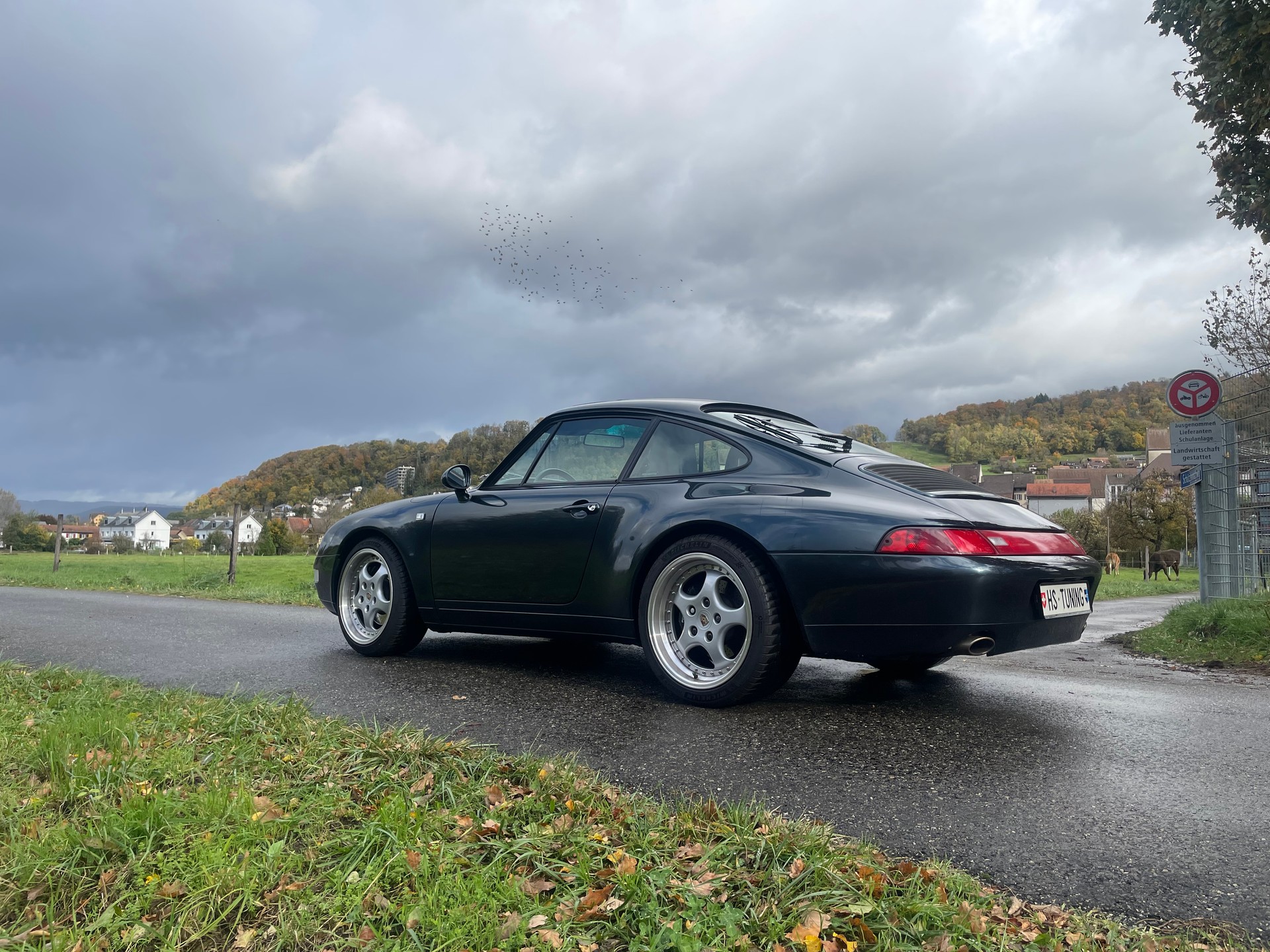 PORSCHE 911 Carrera-image-3