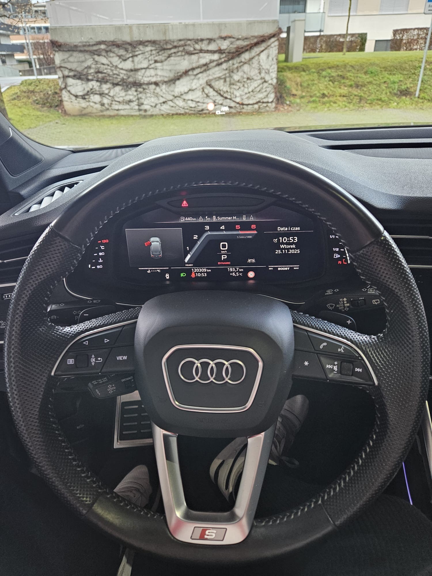AUDI SQ7 4.0 TDI quattro tiptronic-image-7