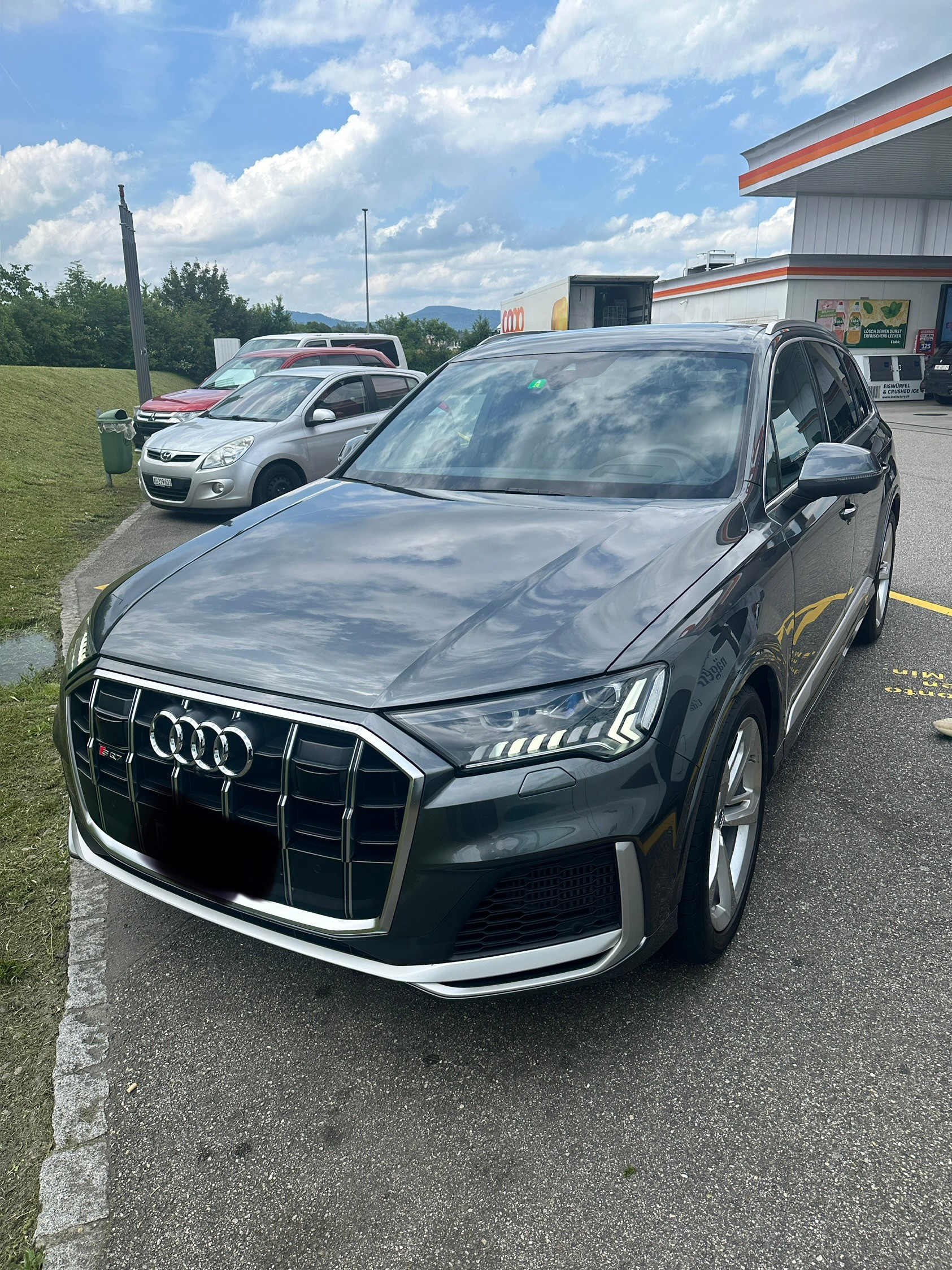 Car photo
