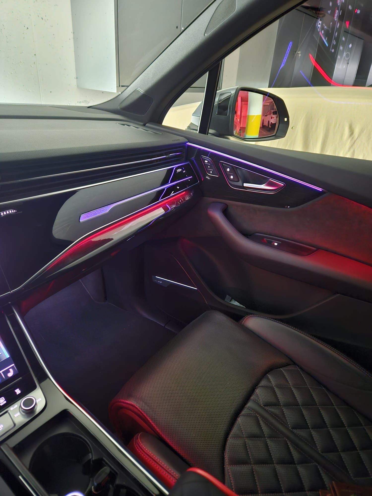 AUDI SQ7 4.0 TDI quattro tiptronic-image-15