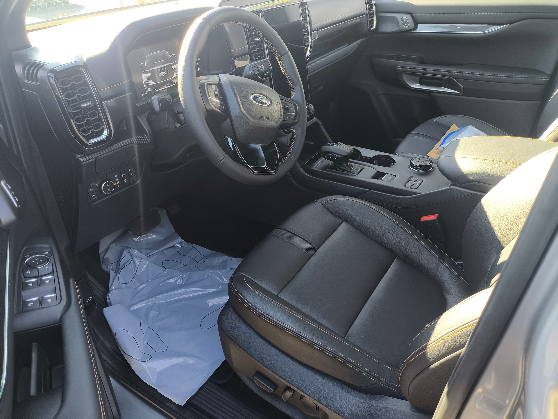 FORD Ranger Wildtrak 2.3 Eco Boost e-4WD Automat-image-2