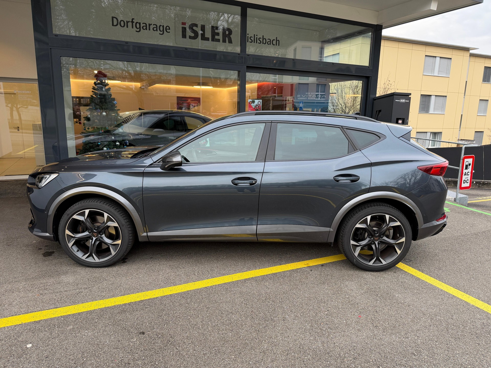 CUPRA Formentor 2.0 TSI VZ 4Drive DSG-image-4