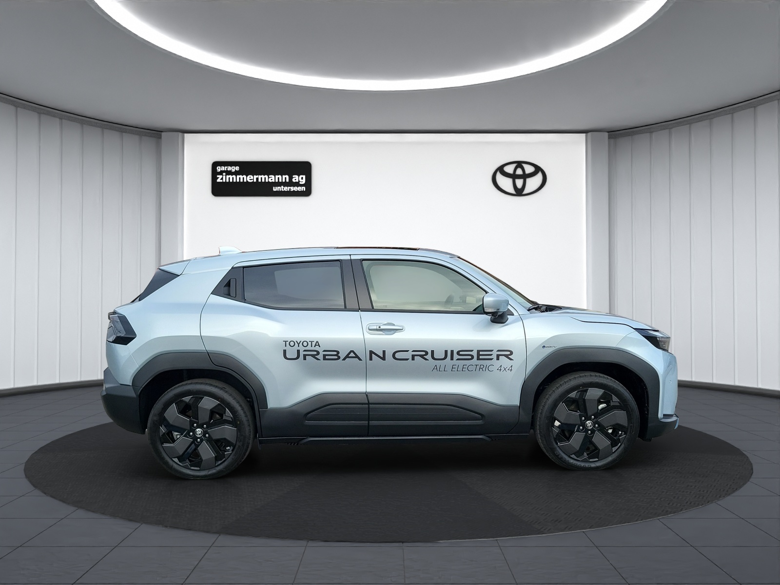 TOYOTA Urban Cruiser Premium AWD-image-4