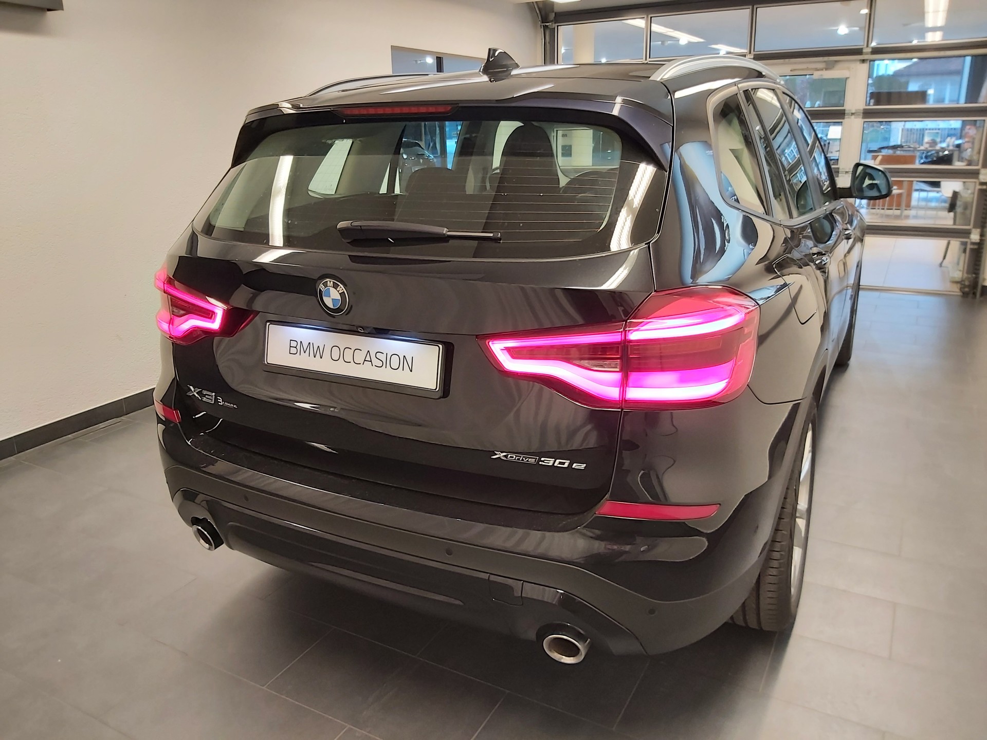 BMW X3 30e xDrive-image-6
