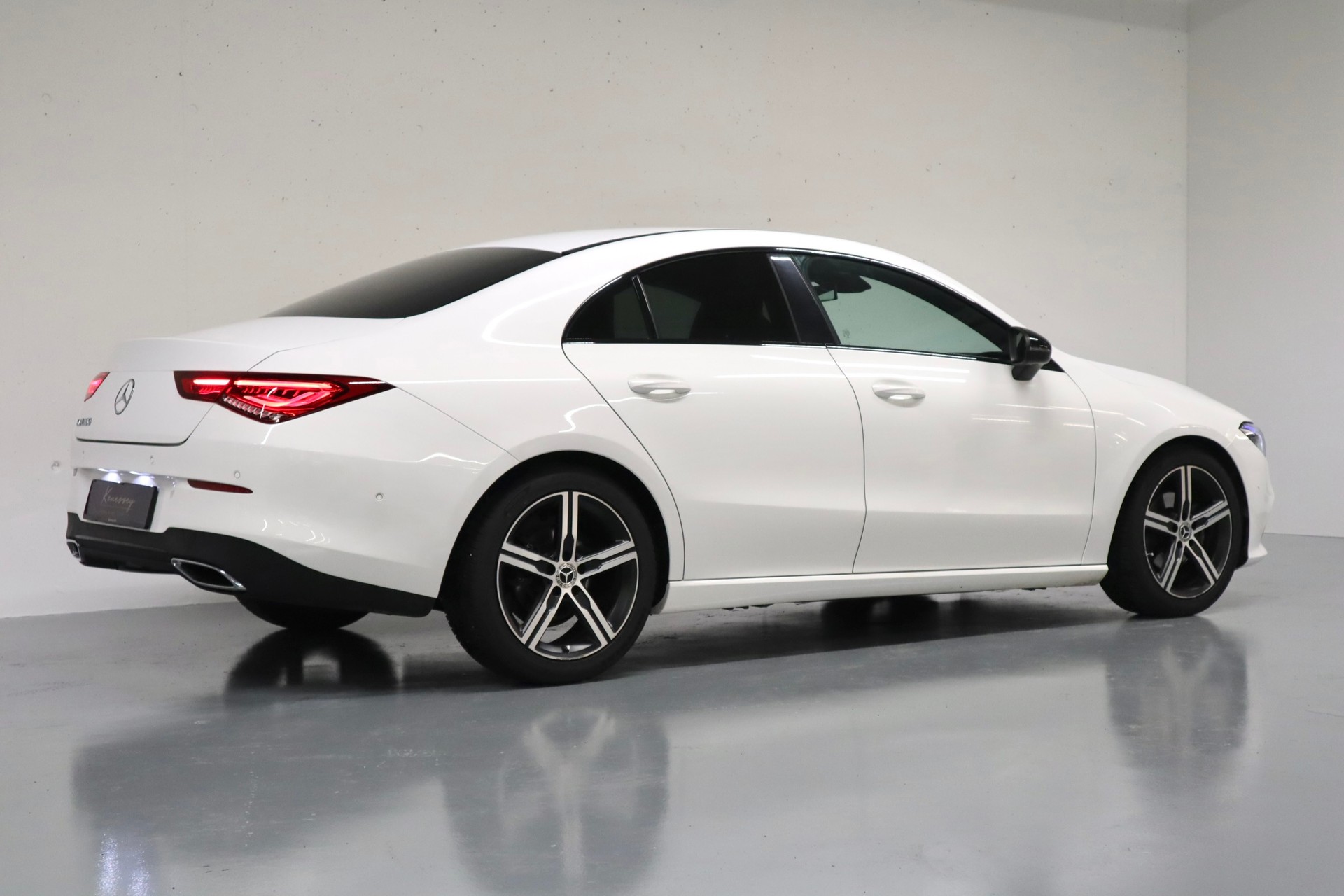 MERCEDES-BENZ CLA 180 PROGRESSIVE AUTOMAT | CH-FZG | GRATIS SERVICE | FRISCH AB MFK | SPORT PAKET BLACK | RÜCKFAHRKAMERA-image-4