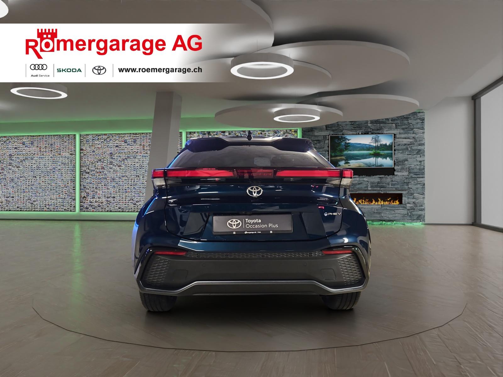 TOYOTA C-HR 2.0 PHEV Style-image-2