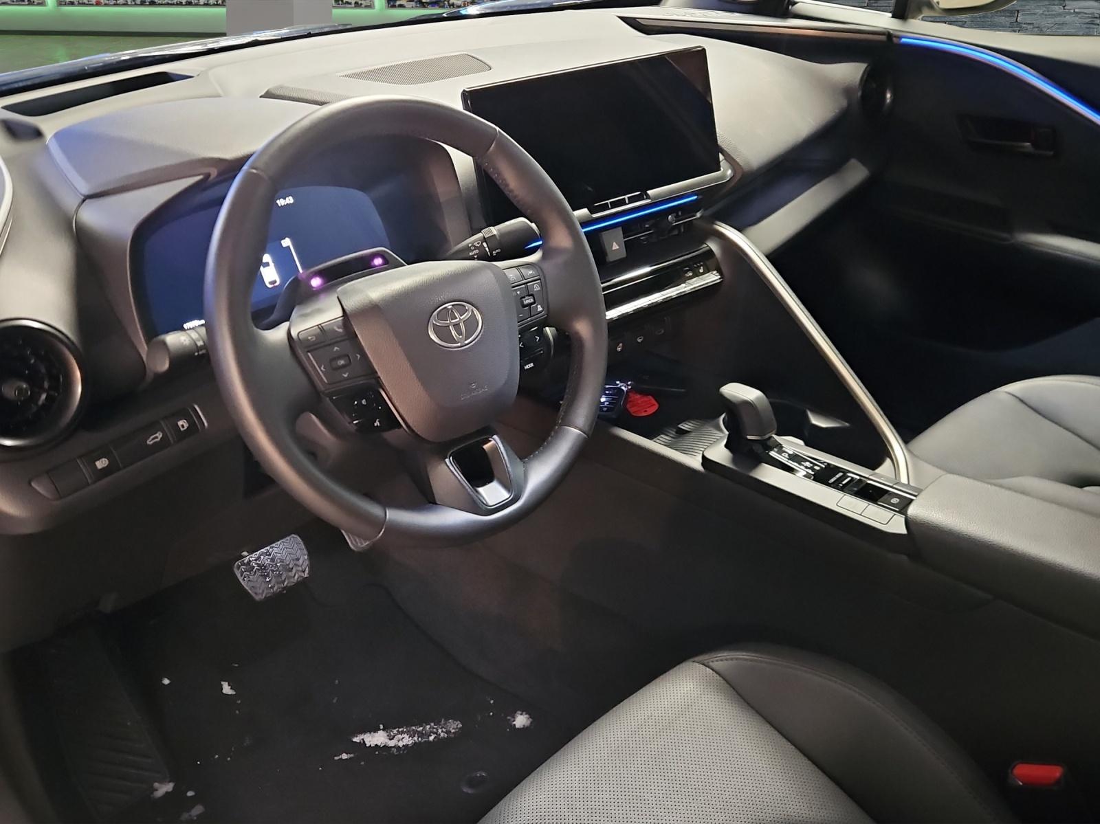 TOYOTA C-HR 2.0 PHEV Style-image-6