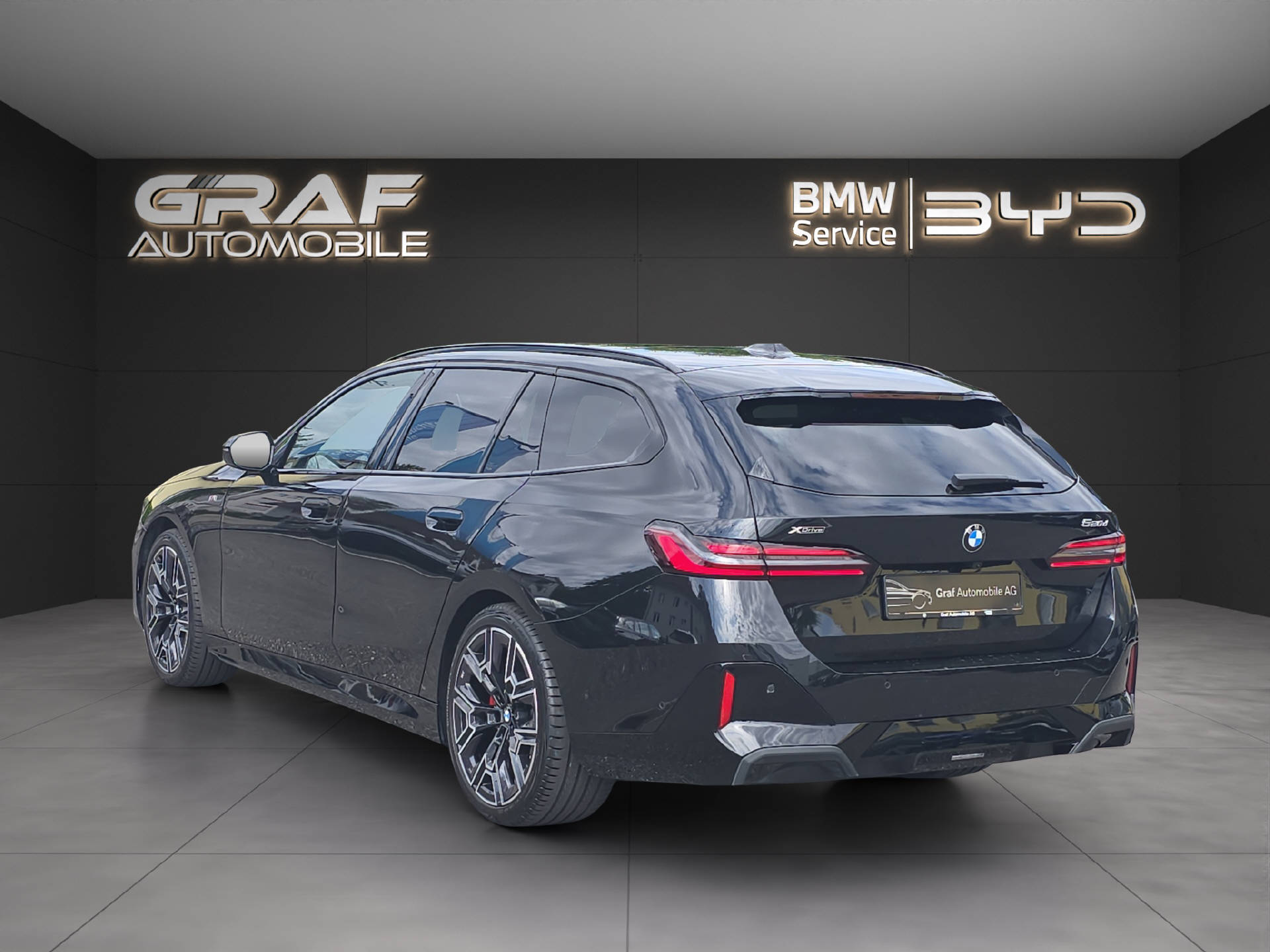 BMW 520d xDrive Touring M Sport PRO ** VOLLAUSSTATTUNG // 5 Jahre GARANTIE // 2'000 kg Anhängelast **-image-6