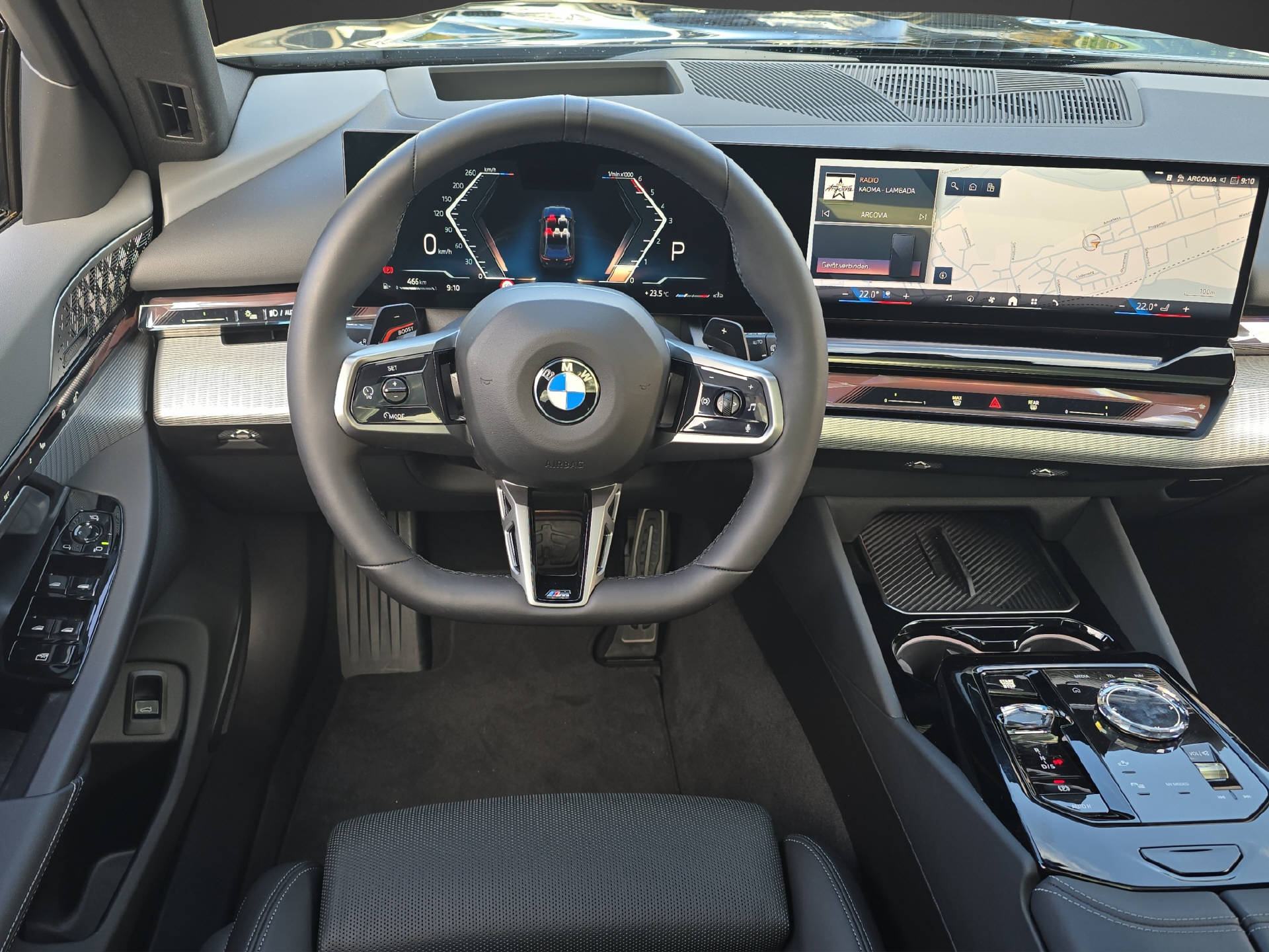 BMW 520d xDrive Touring M Sport PRO ** VOLLAUSSTATTUNG // 5 Jahre GARANTIE // 2'000 kg Anhängelast **-image-13