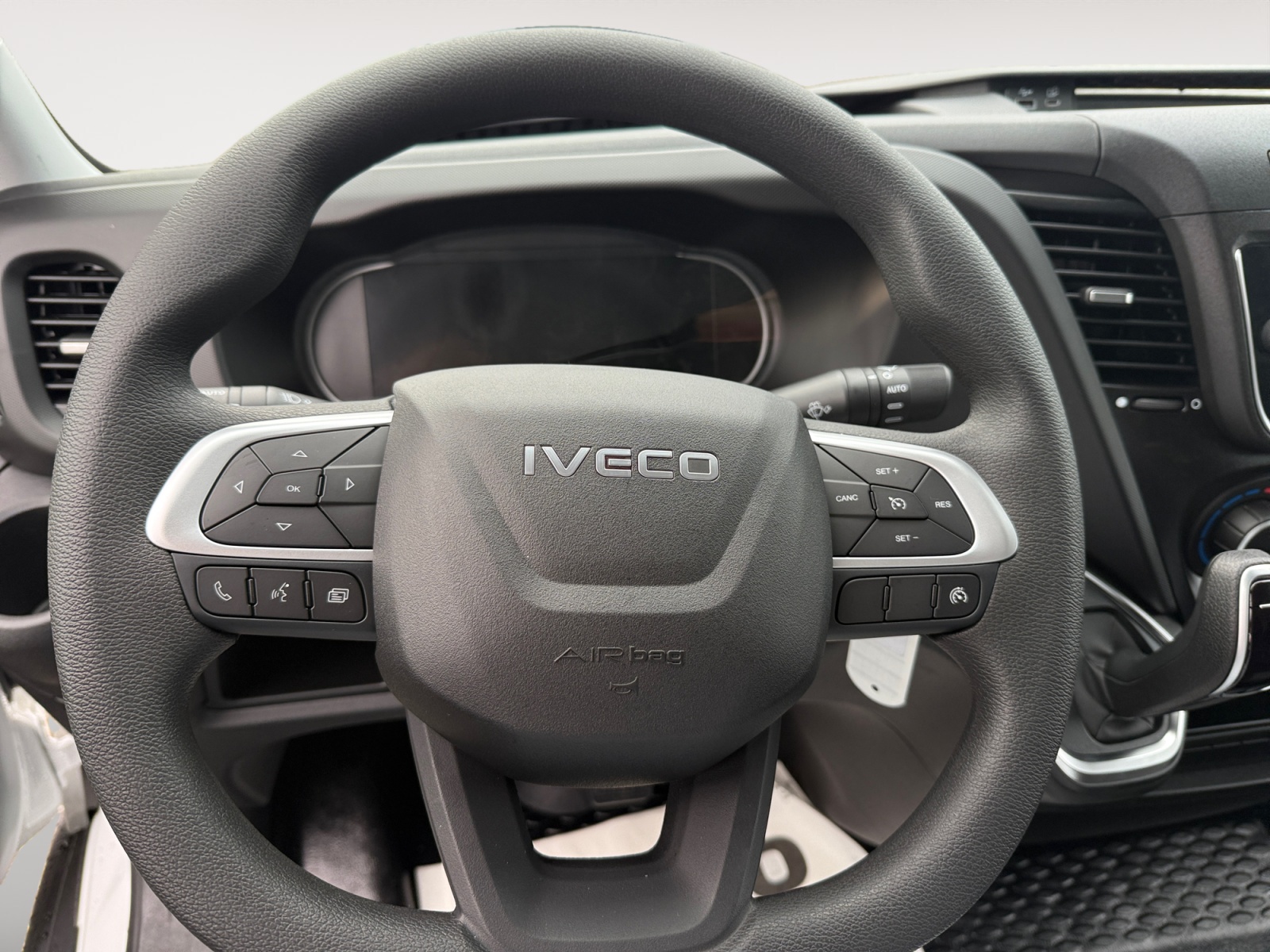 IVECO 35 S 14 A8-image-4