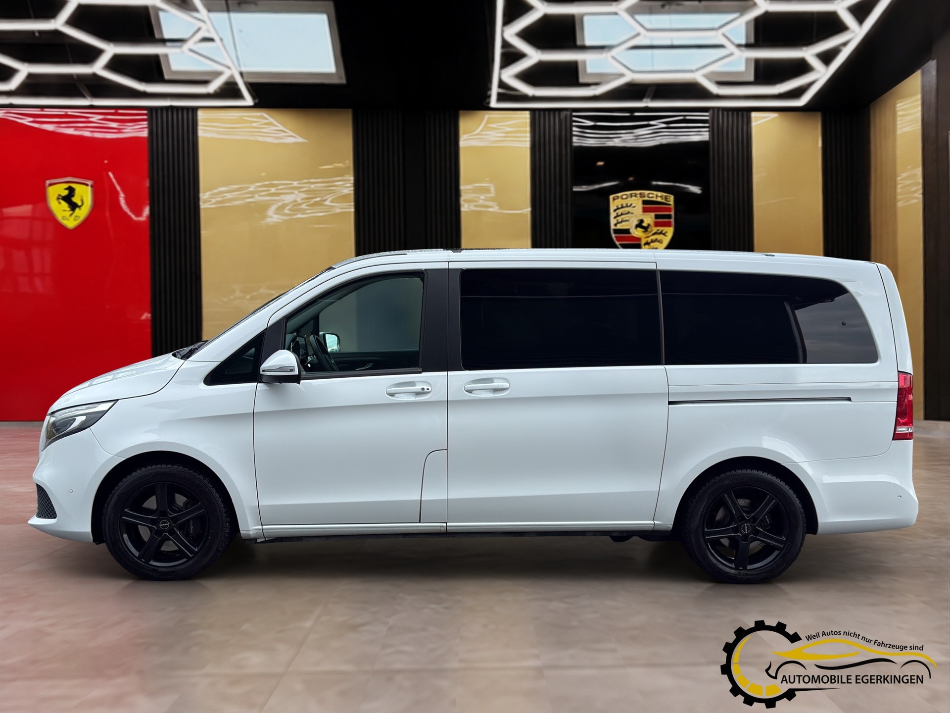 MERCEDES-BENZ V 250 d lang 4matic Van-image-7