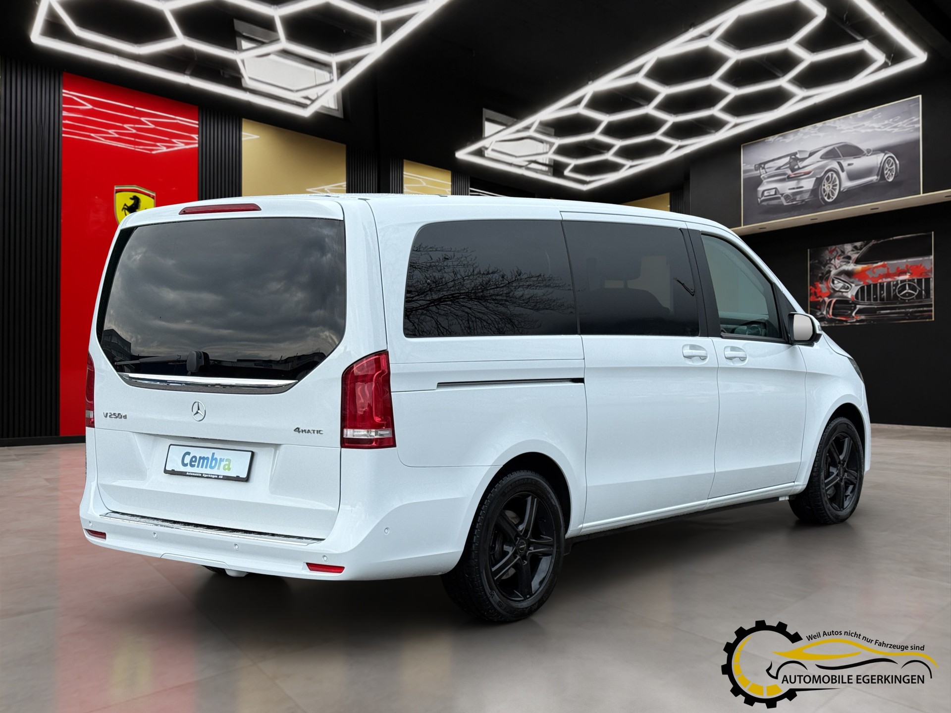 MERCEDES-BENZ V 250 d lang 4matic Van-image-4