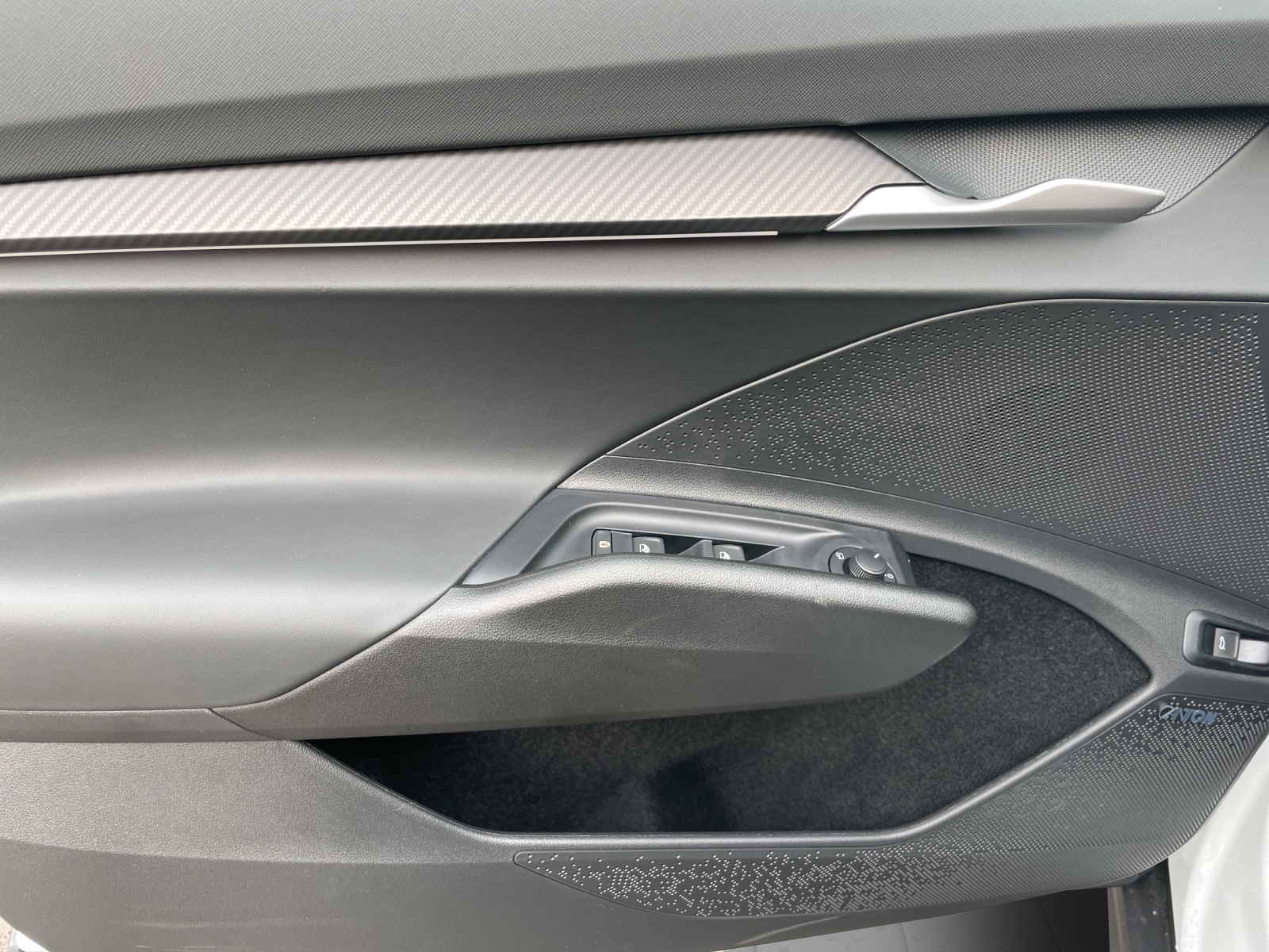 SKODA Elroq 85 Sportline-image-5