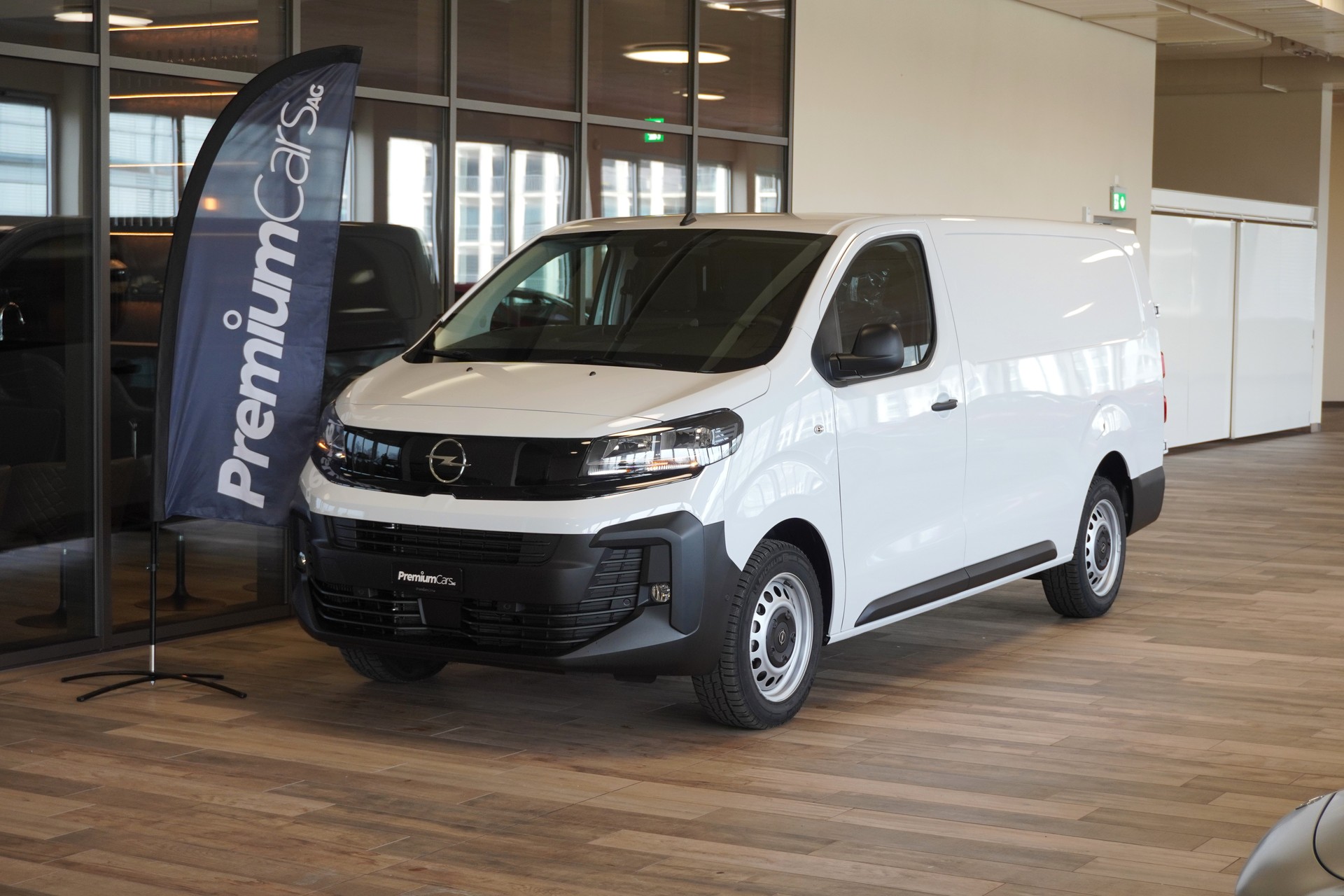 OPEL Vivaro Cargo 2.0 D L3 Allwetter-image-0