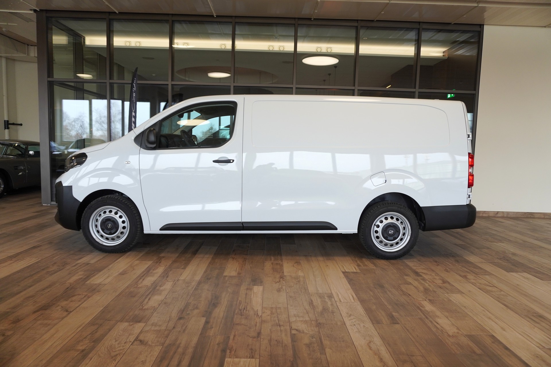 OPEL Vivaro Cargo 2.0 D L3 Allwetter-image-6