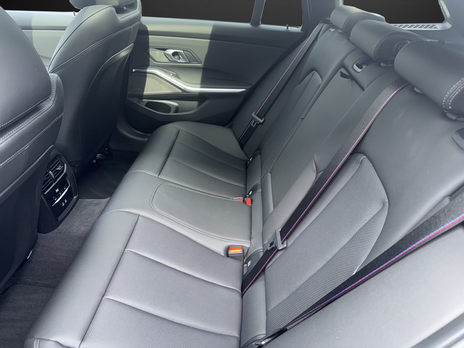 BMW M340i xDrive 48V Touring Steptronic M Sport Pro-image-8