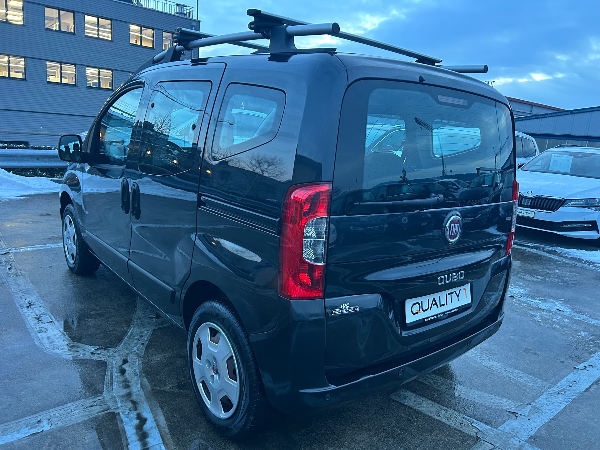 FIAT Qubo 1.4 Natural Power Lounge-showroom-element-2
