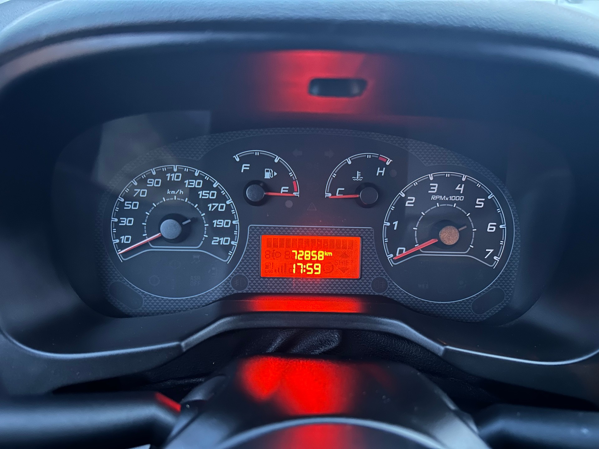 FIAT Qubo 1.4 Natural Power Lounge-image-13