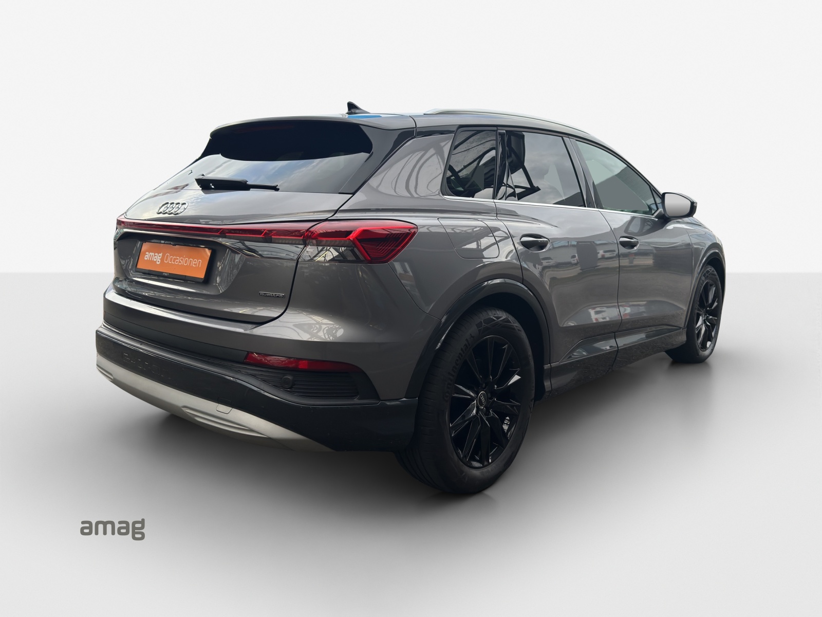 AUDI Q4 e-tron 50 quattro-image-5