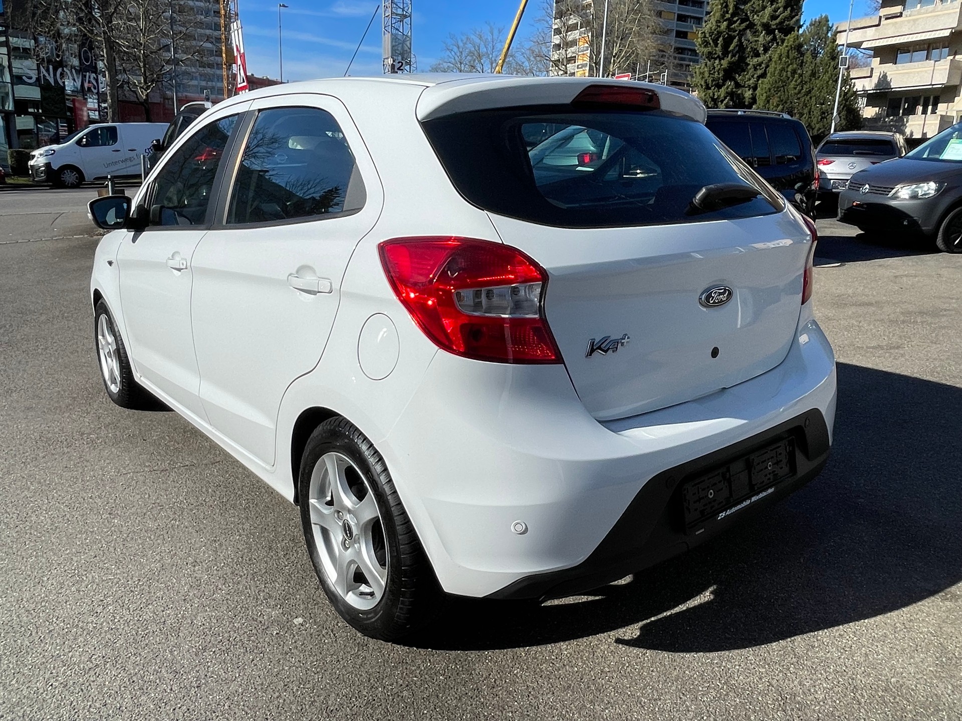 FORD KA+ 1.2 Ti-VCT Cool&Sound-image-2