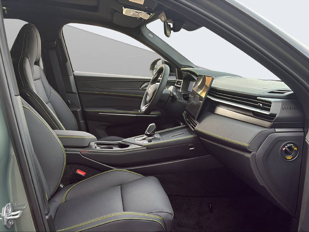 LYNK & CO 01 1.5 PHEV More-image-6