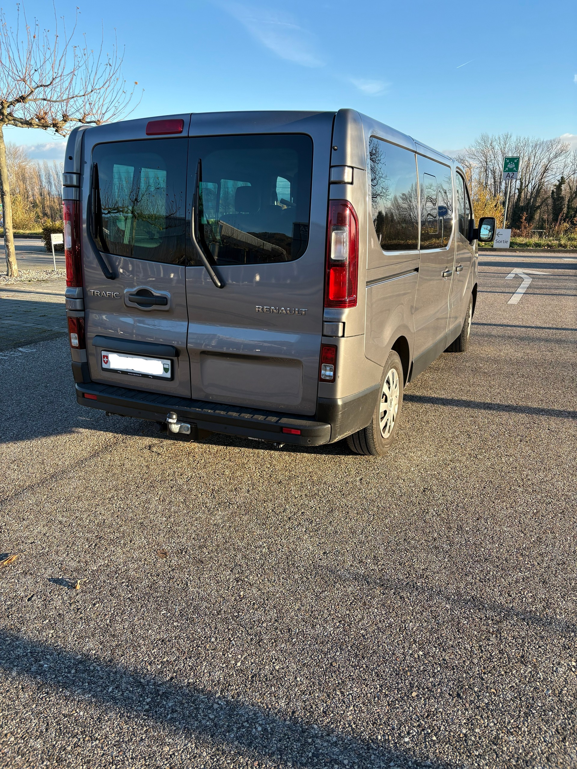 RENAULT Trafic Blue dCi 120 9 places Passenger Zen-image-3