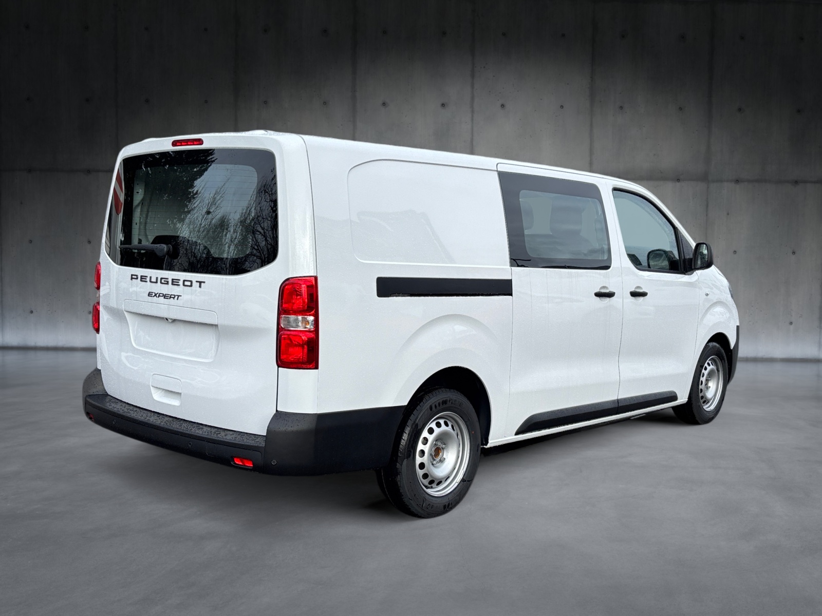 PEUGEOT Expert 2.0 BlueHDi 145 S&S Vertiefte Kabine Long-image-2