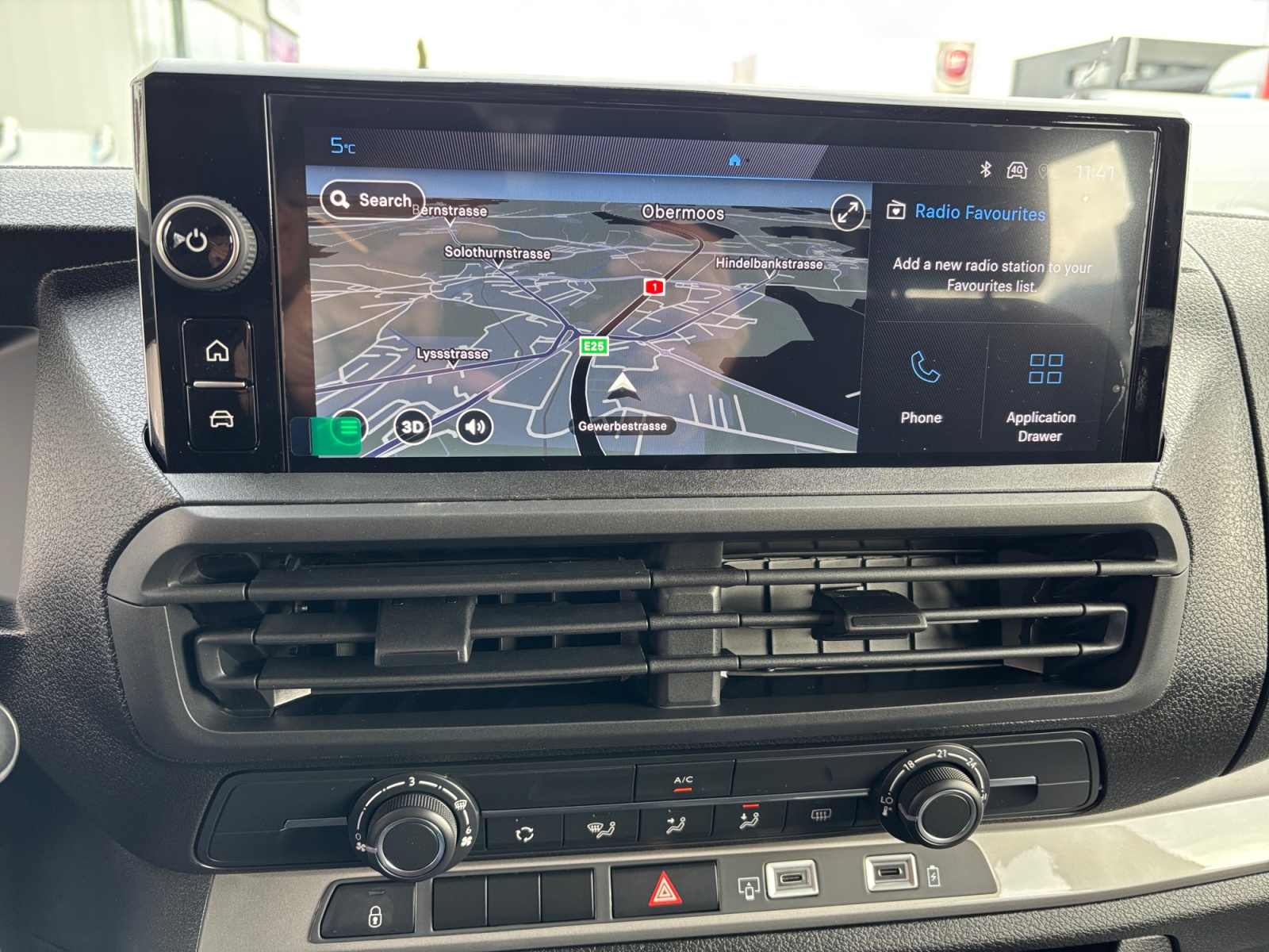 PEUGEOT Expert 2.0 BlueHDi 145 S&S Vertiefte Kabine Long-image-13