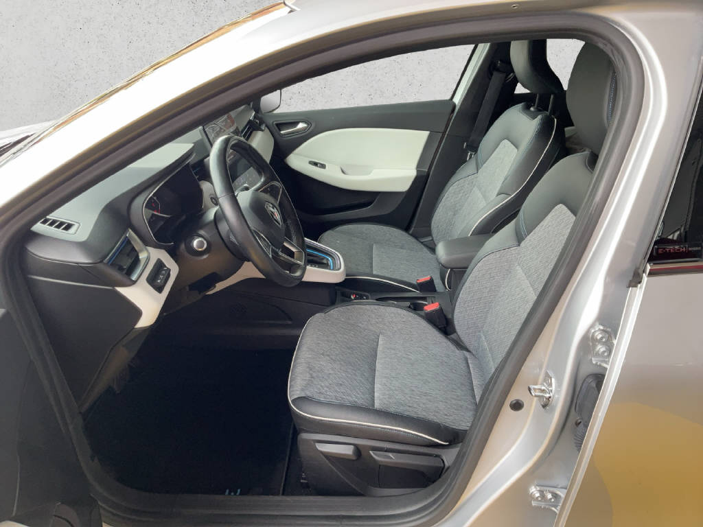 RENAULT Clio 1.6 E-Tech Edition One-image-8