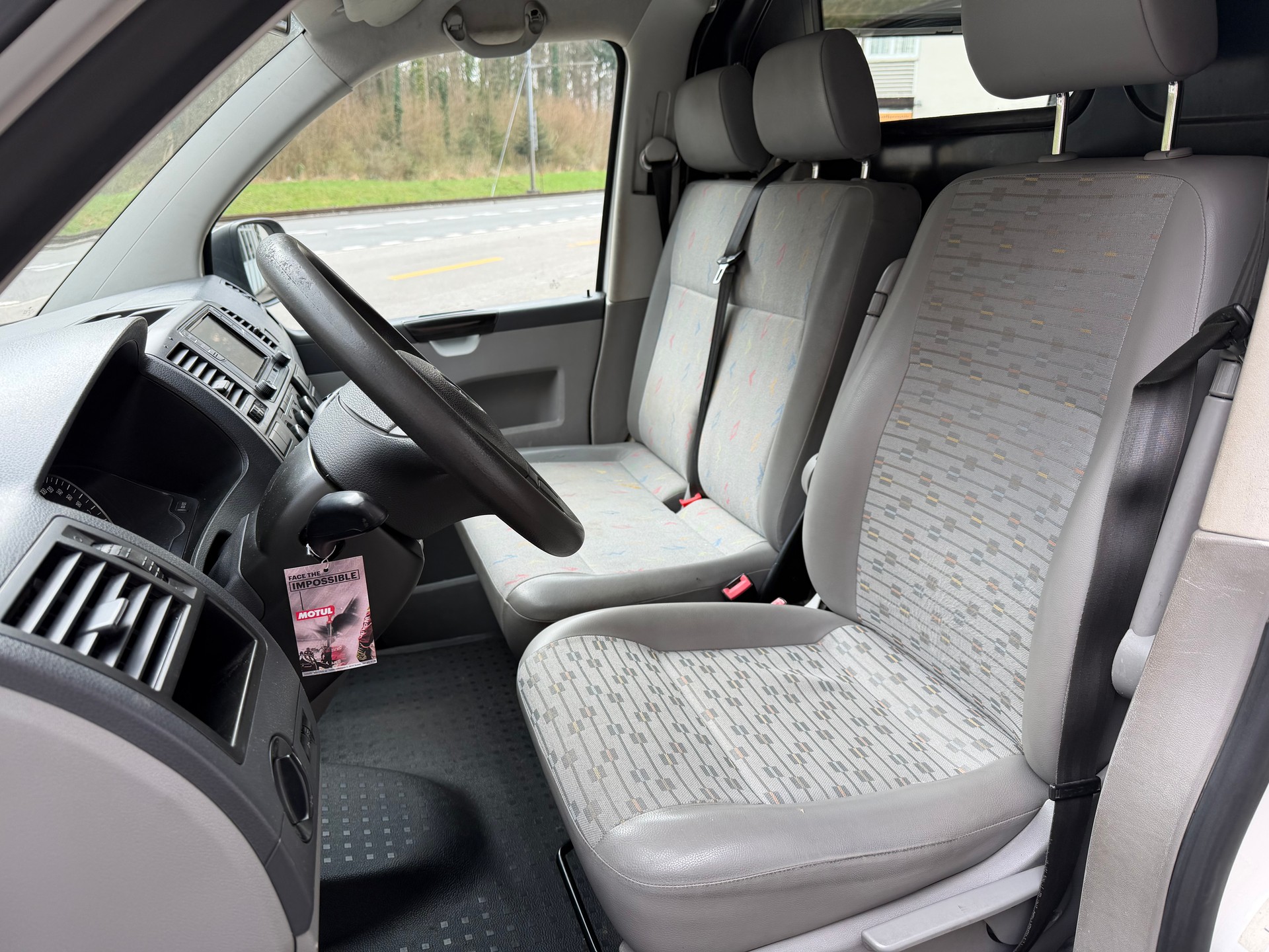 VW T5 2.0 TDI 4Motion-image-7
