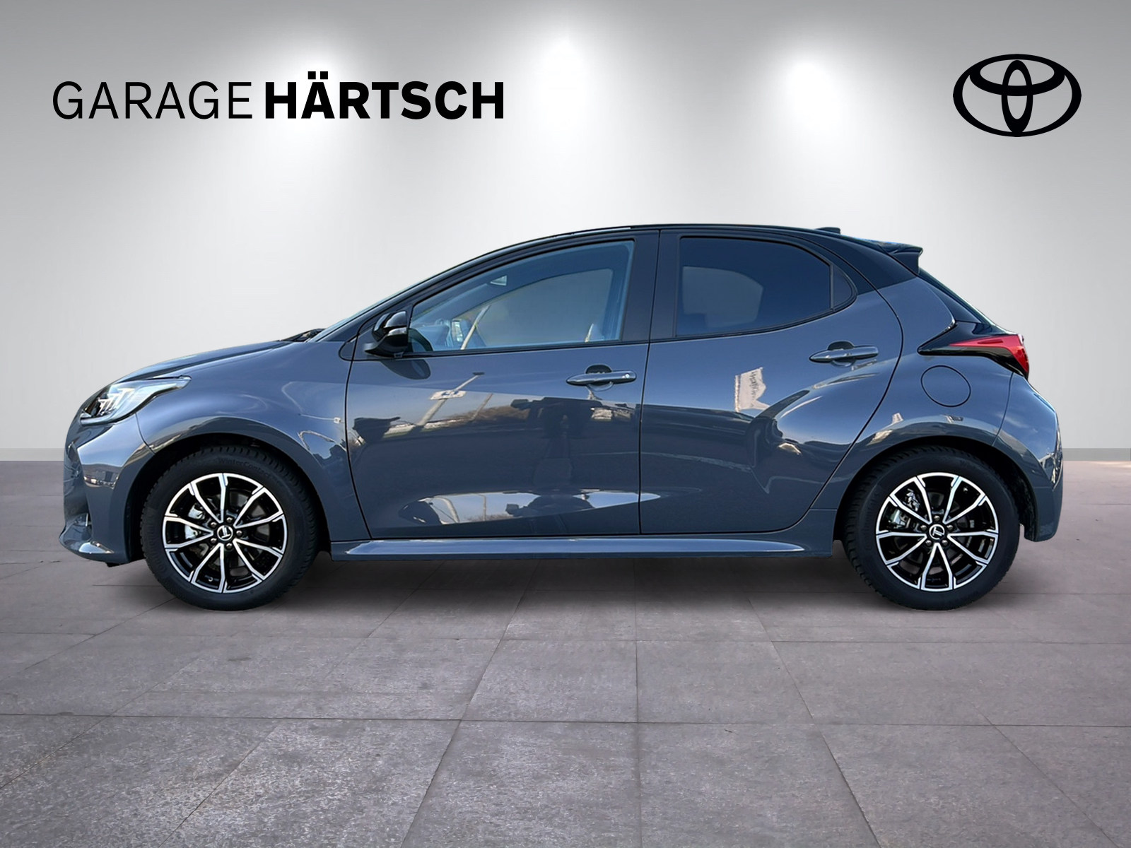 TOYOTA Yaris 1.5 VVT-i HSD GR Sport-image-1