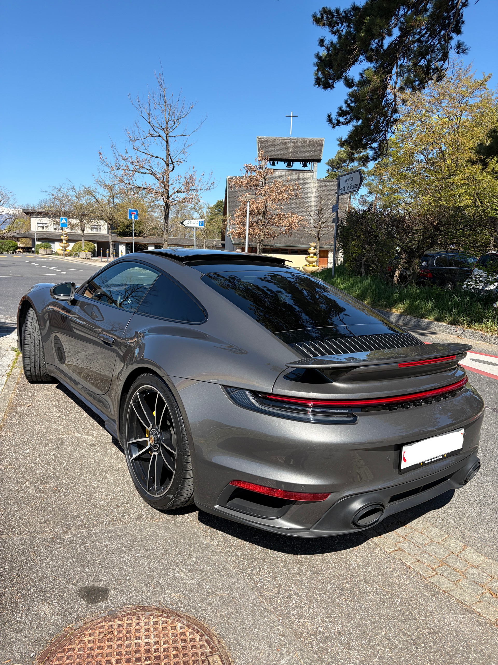 PORSCHE Porsche 911 Turbo S PDK – 8'000 km – Porsche Approved 2028 – CH – Dotation exceptionnelle-image-2