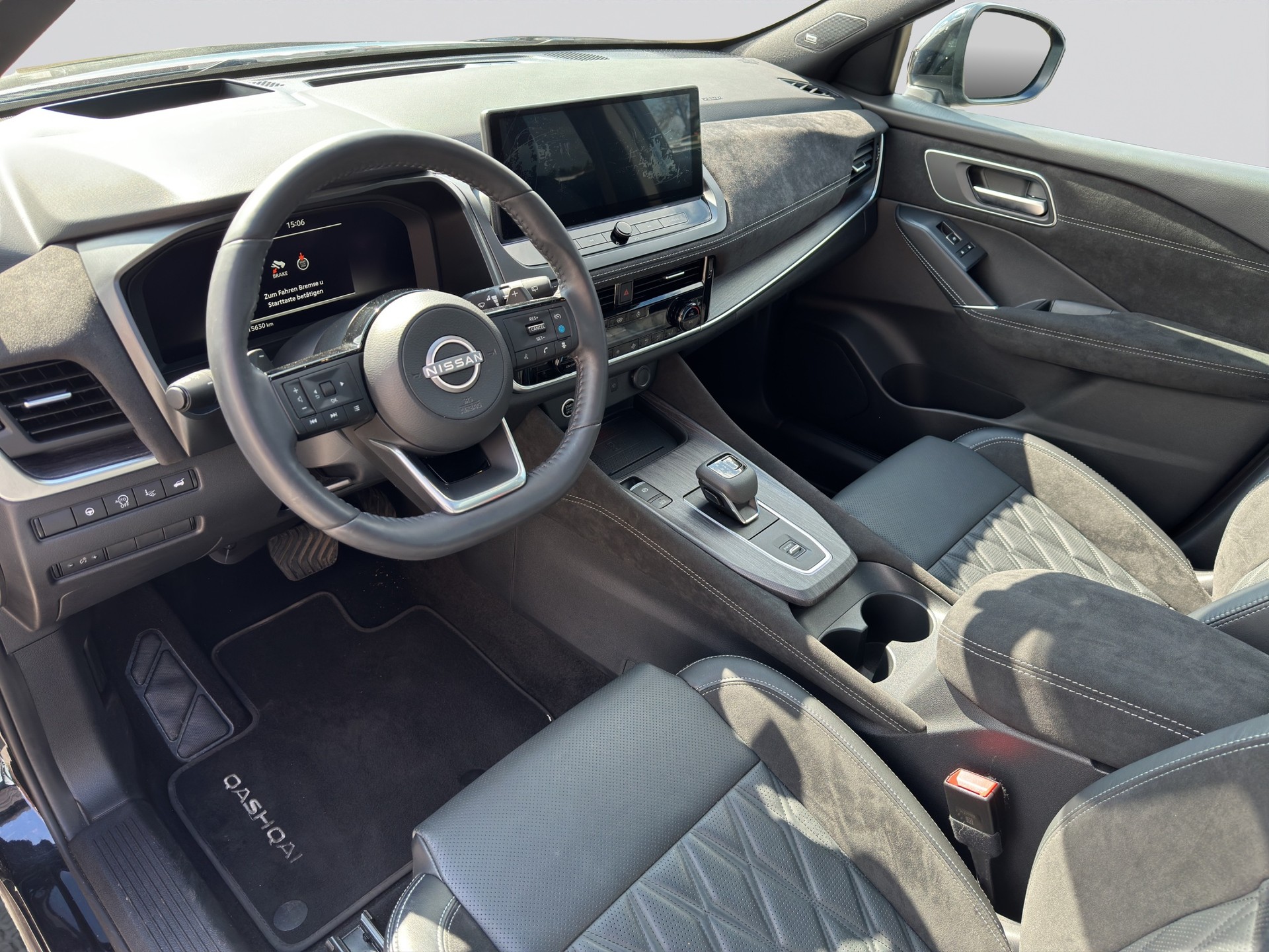 NISSAN Qashqai 1.3 DIG-T MHEV Tekna+ Xtronic-image-6