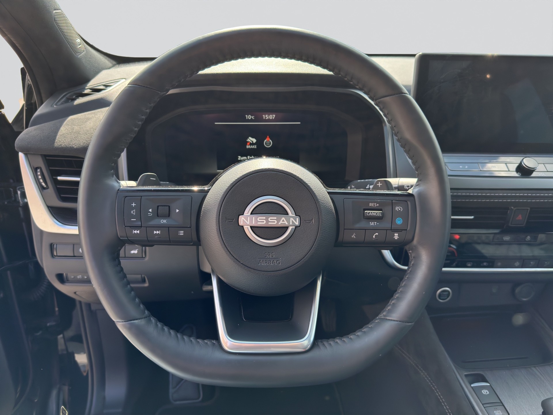 NISSAN Qashqai 1.3 DIG-T MHEV Tekna+ Xtronic-image-11