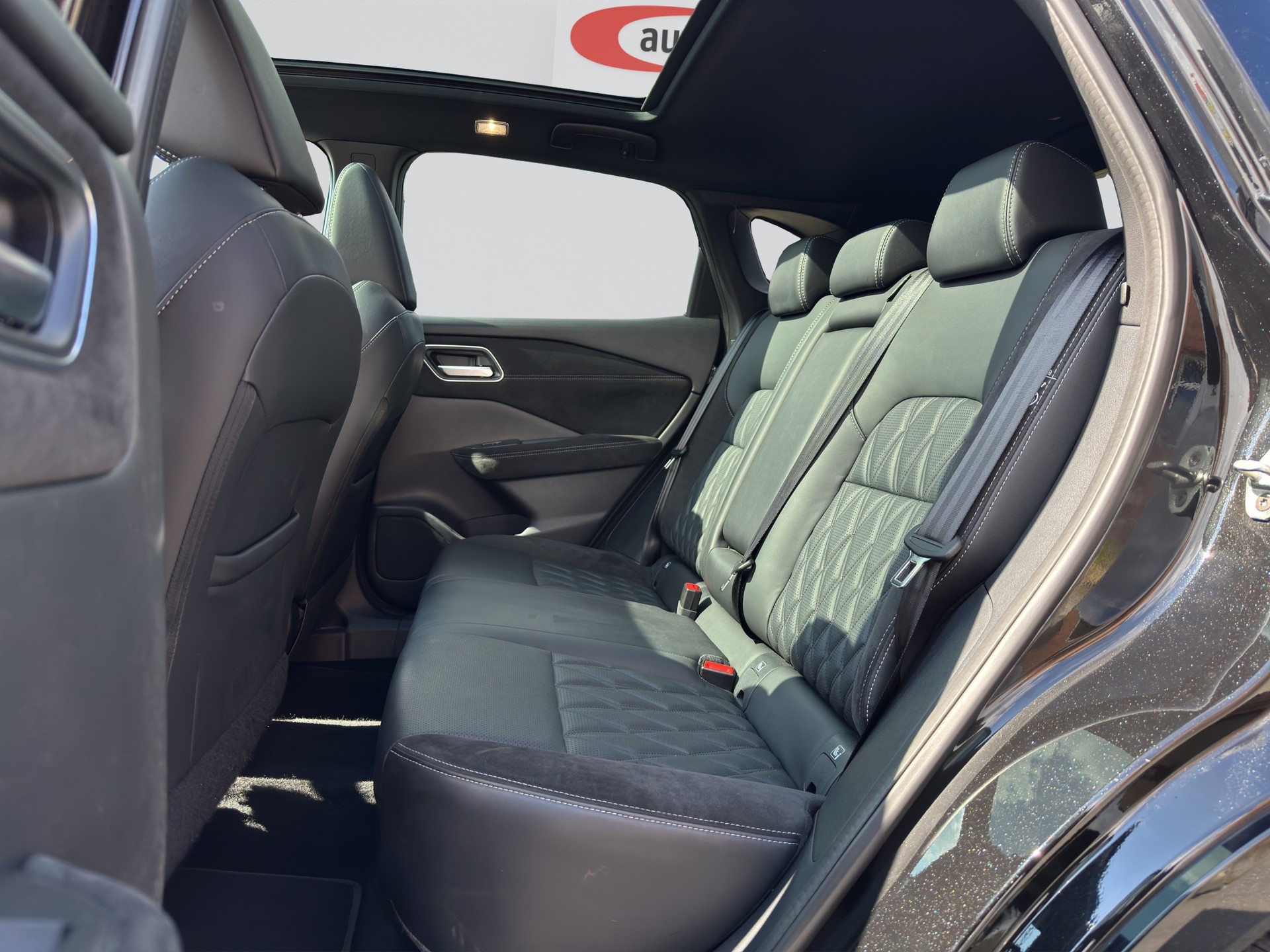 NISSAN Qashqai 1.3 DIG-T MHEV Tekna+ Xtronic-image-7