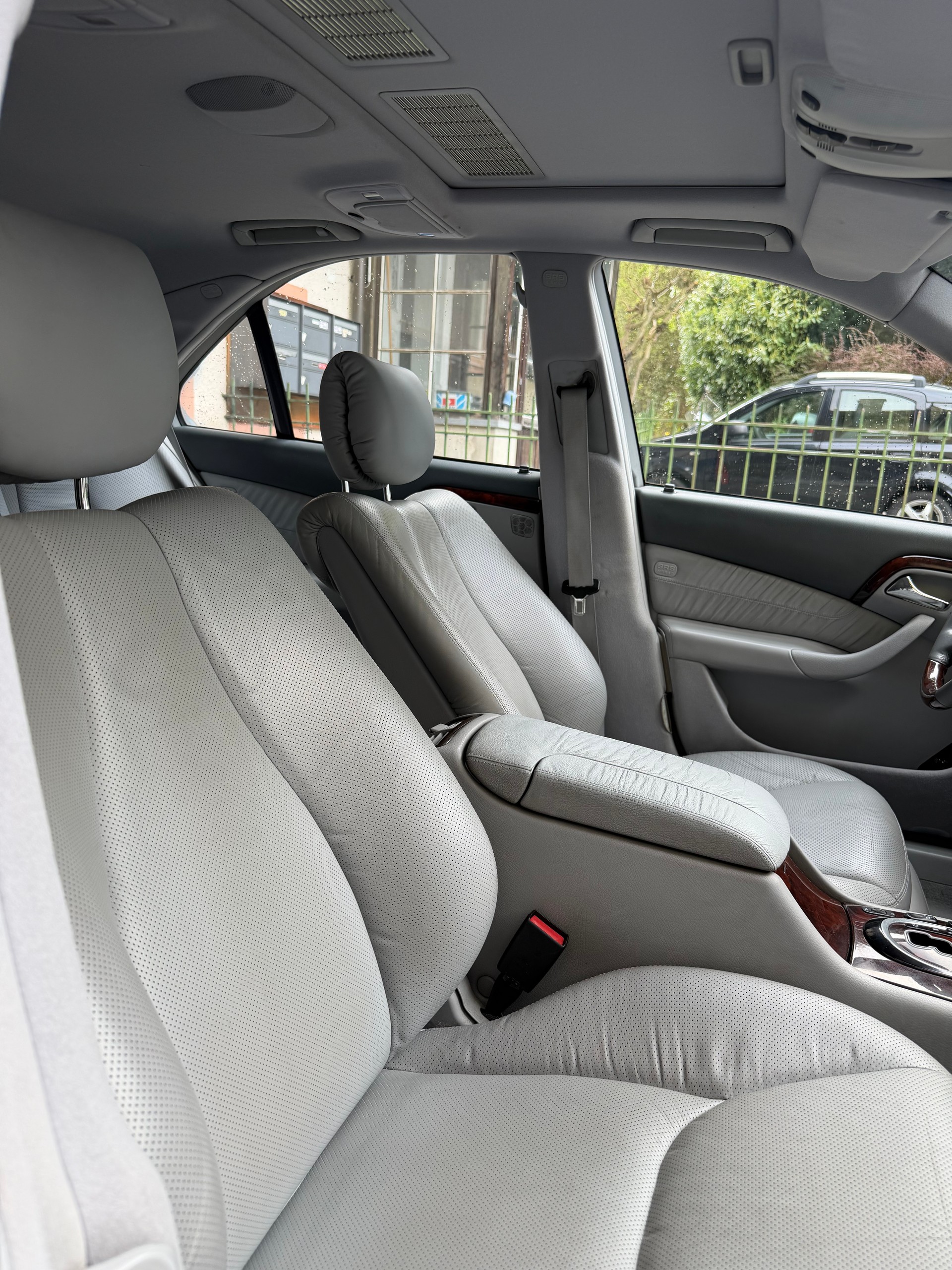 MERCEDES-BENZ S 500-image-4