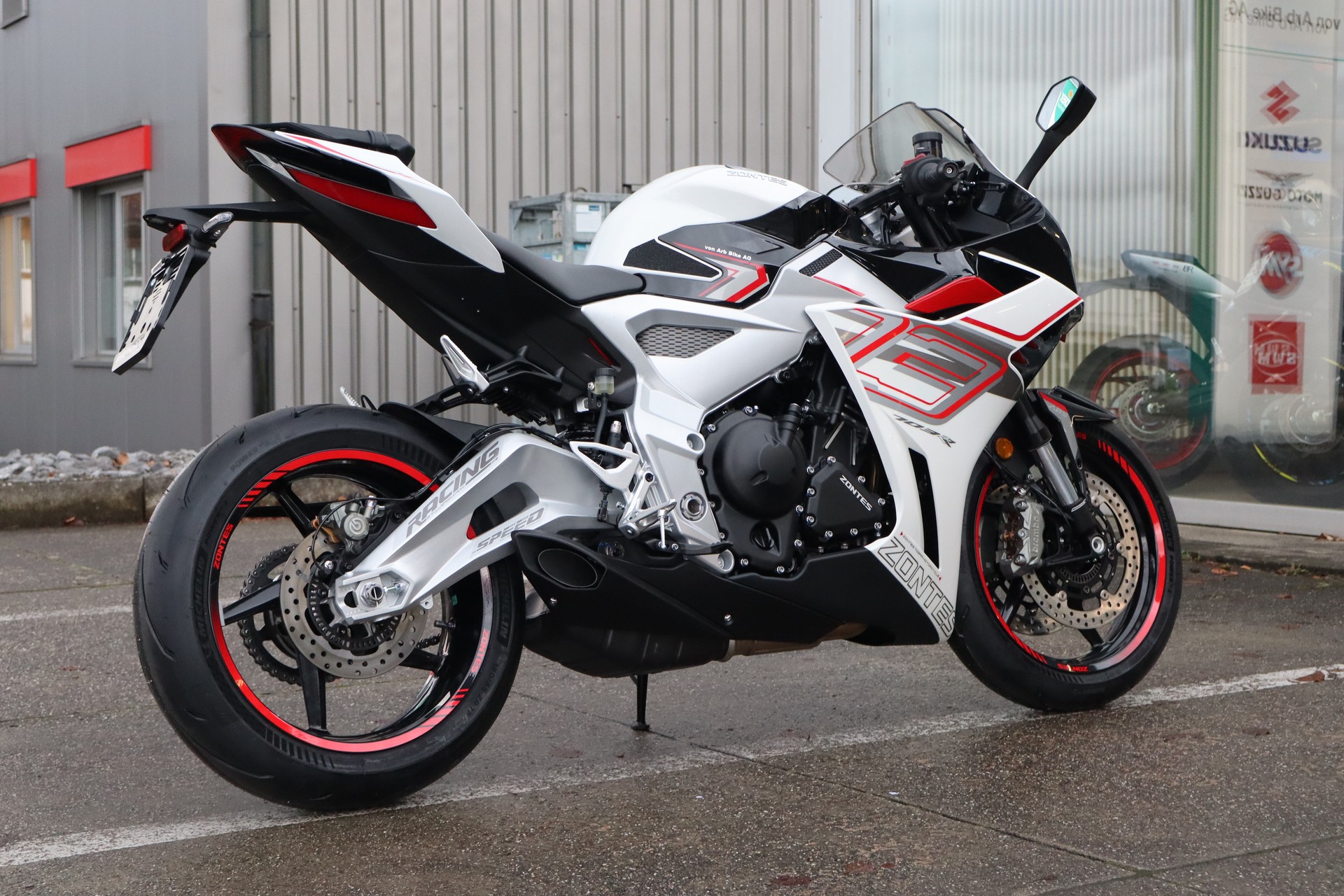ZONTES 703 RR ABS / TCS-showroom-element-2